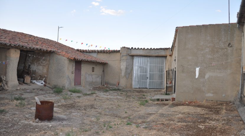 8-Patio (4)